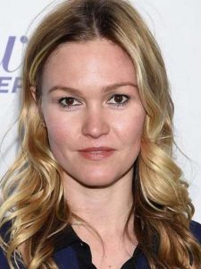 Julia Stiles