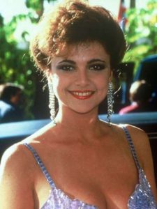 Emma Samms