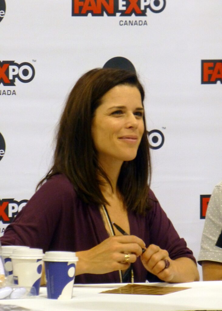 Neve Campbell