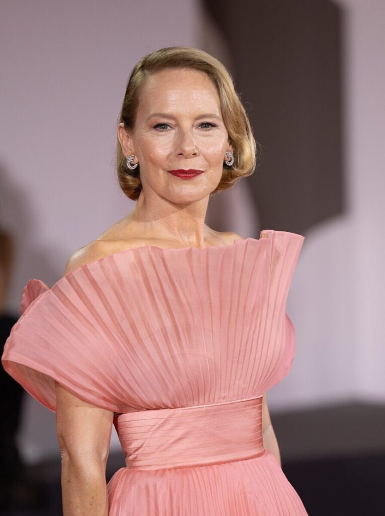 Amy Ryan